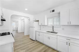 124 S Beachwood, Burbank, CA 91506 - Photo 13