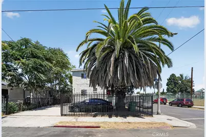 427 E 25th Street, Los Angeles, CA 90011 - Photo 11