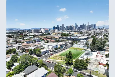 427 E 25th Street, Los Angeles, CA 90011 - Photo 21