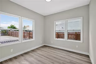 611 W 46th, Los Angeles, CA 90037 - Photo 15