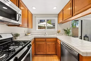 2650 W Meadowview Ln, Anaheim, CA 92804 - Photo 11
