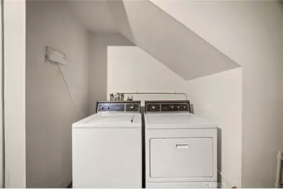 2650 W Meadowview Lane, Anaheim, CA 92804 - Photo 25