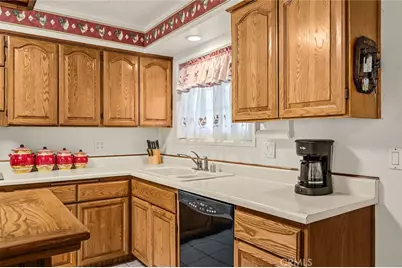 1612 E Riverview Avenue, Orange, CA 92865 - Photo 5