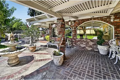 10248 Redwood Avenue, Fontana, CA 92335 - Photo 39