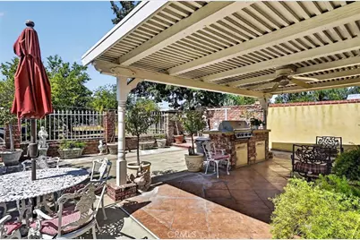 10248 Redwood Avenue, Fontana, CA 92335 - Photo 37