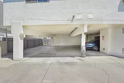 4522 St Charles Place, Los Angeles, CA 90019 - Photo 5