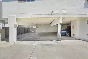 4522 St Charles Pl, Los Angeles, CA 90019 - Photo 5
