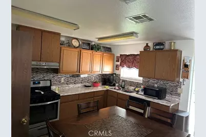 320 B, Lemoore, CA 93245 - Photo 25