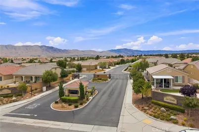10425 Lakeshore, Apple Valley, CA 92308 - Photo 29