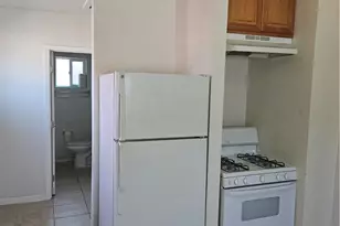 122 S W, Anaheim, CA 92805 - Photo 9