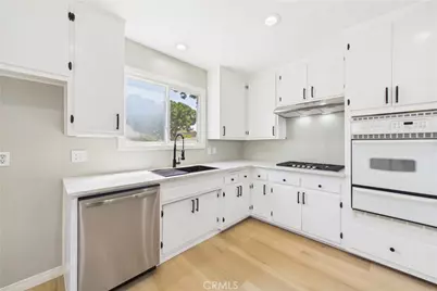 1902 Lees Avenue, Long Beach, CA 90815 - Photo 11