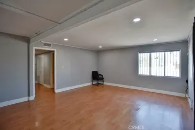 502 W 17th Street, Santa Ana, CA 92706 - Photo 5