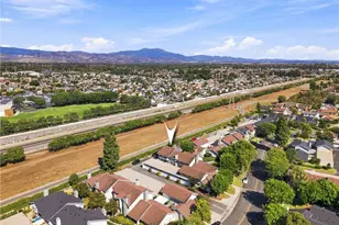 10 Goldenbush, Irvine, CA 92604 - Photo 51