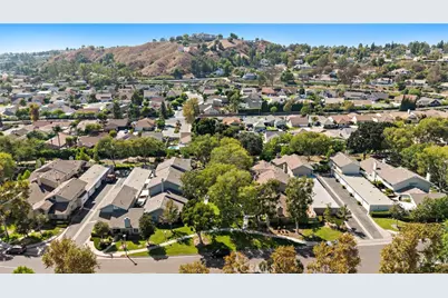 21104 Via Rincon, Yorba Linda, CA 92887 - Photo 39