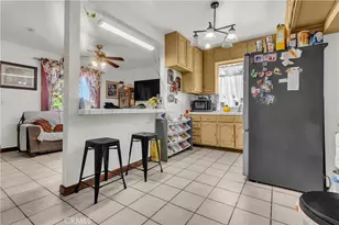 8711 S Fir, Los Angeles, CA 90002 - Photo 15