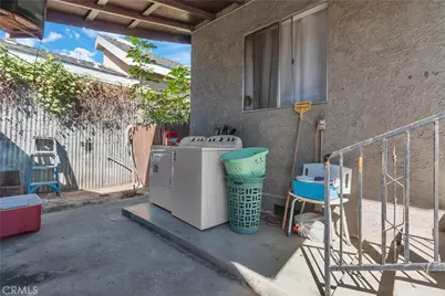 8711 S Fir, Los Angeles, CA 90002 - Photo 27