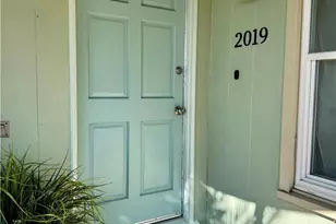 2019 Valencia, Santa Ana, CA 92706 - Photo 5