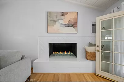 2019 Valencia, Santa Ana, CA 92706 - Photo 23