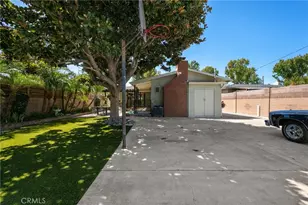 2019 Valencia, Santa Ana, CA 92706 - Photo 63