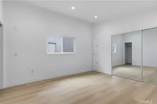 12310 Burbank, Los Angeles, CA 91607 - Photo 31
