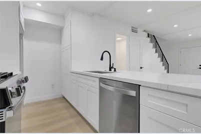 12310 Burbank #13, Los Angeles, CA 91607 - Photo 21