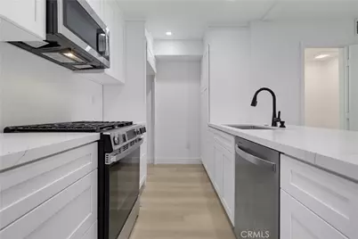 12310 Burbank #13, Los Angeles, CA 91607 - Photo 19