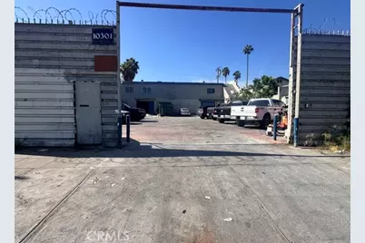 10301 S San Pedro, Los Angeles, CA 90003 - Photo 3