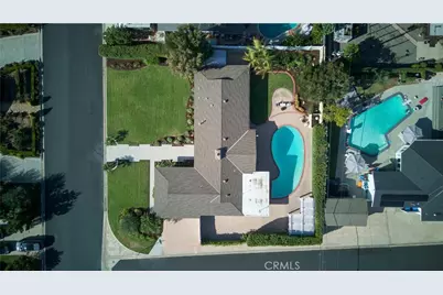 13232 Sandhurst Place, Santa Ana, CA 92705 - Photo 33