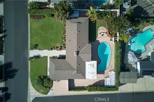 13232 Sandhurst Pl, Santa Ana, CA 92705 - Photo 33
