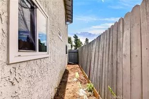 8451 Cedarview Ct, Cypress, CA 90630 - Photo 19