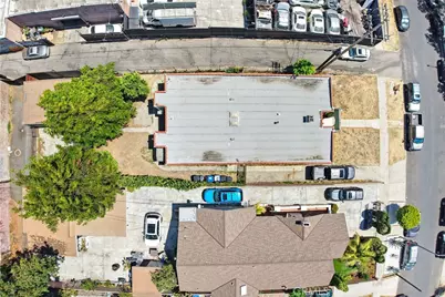 1017 W 46th, Los Angeles, CA 90037 - Photo 15