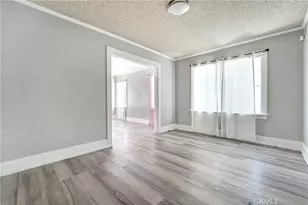 1017 W 46th, Los Angeles, CA 90037 - Photo 5