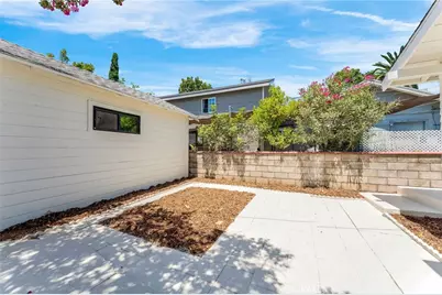 1325 Talmadge Street, Los Angeles, CA 90027 - Photo 21