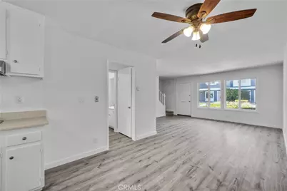 107 Lexington, Costa Mesa, CA 92626 - Photo 5