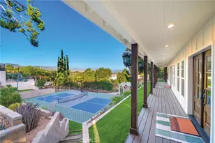 17879 Ridgeway, Granada Hills, CA 91344 - Photo 45