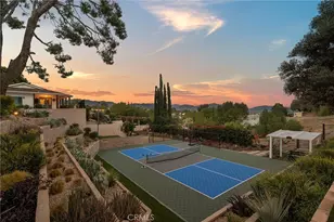 17879 Ridgeway, Granada Hills, CA 91344 - Photo 5