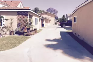 8803 Cedar, Bellflower, CA 90706 - Photo 3