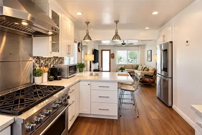 907 Electric, Seal Beach, CA 90740 - Photo 5