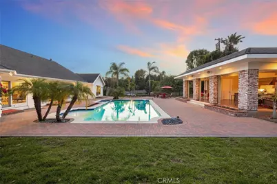 207 Barcelona, Fullerton, CA 92835 - Photo 49