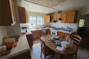 2016 Thurman Ave., Los Angeles, CA 90016 - Photo 13