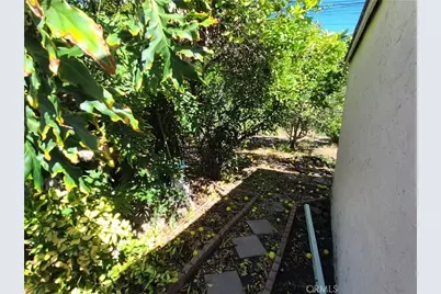 2016 Thurman Avenue, Los Angeles, CA 90016 - Photo 31