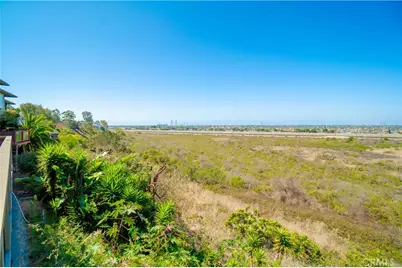 2239 Pacific, Costa Mesa, CA 92627 - Photo 9