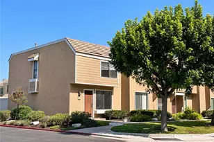 2 Greenleaf, Irvine, CA 92604 - Photo 3