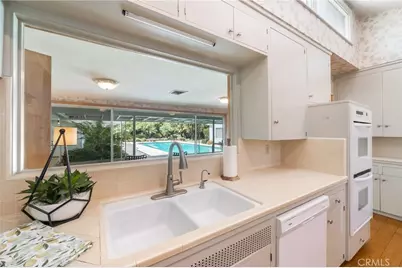 880 S Woodbury Drive, Orange, CA 92866 - Photo 49