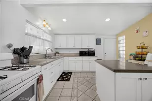 2113 W Niobe, Anaheim, CA 92804 - Photo 7