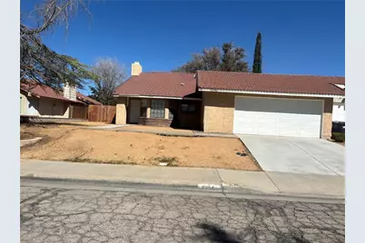 42946 39th Street, Lancaster, CA 93536 - Photo 1