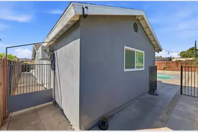 5985 Kitty Hawk Drive, Riverside, CA 92504 - Photo 37