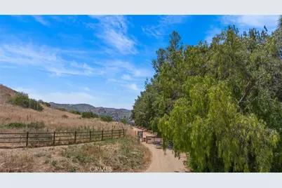7833 E Viewrim, Anaheim Hills, CA 92808 - Photo 33