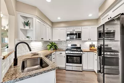 7833 E Viewrim, Anaheim Hills, CA 92808 - Photo 9