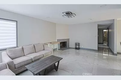 16561 Monroe, Huntington Beach, CA 92647 - Photo 7